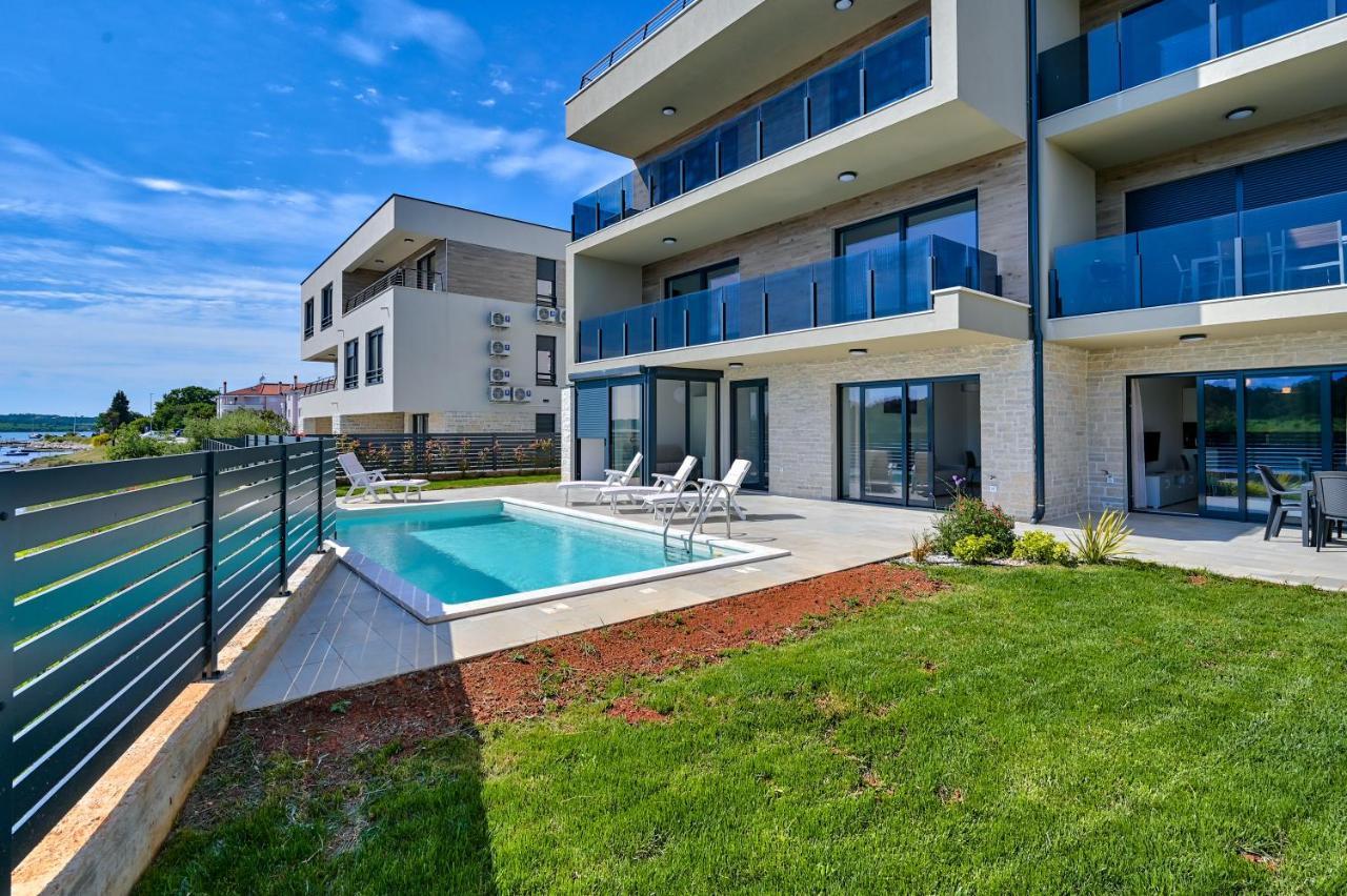 Gold Apartment Медулин Екстериор снимка