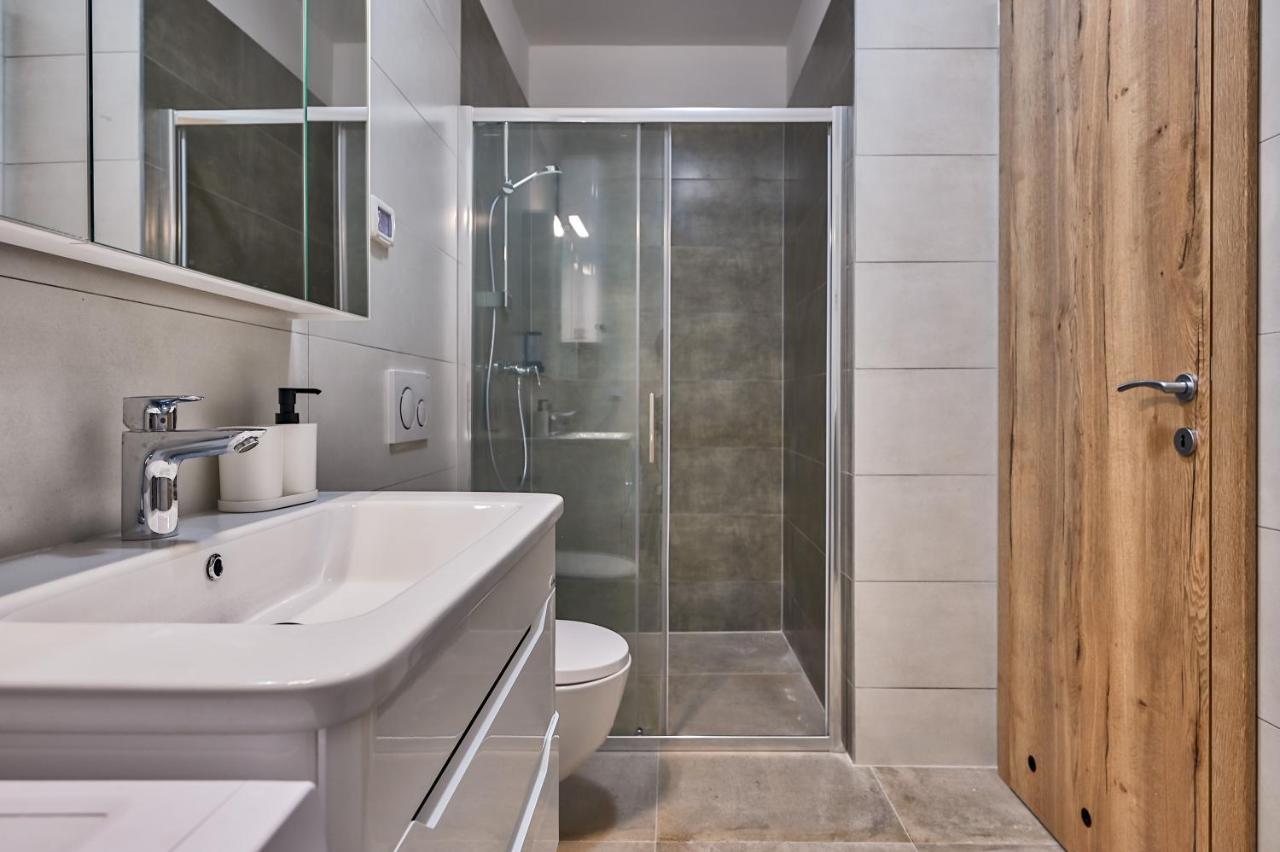 Gold Apartment Медулин Екстериор снимка