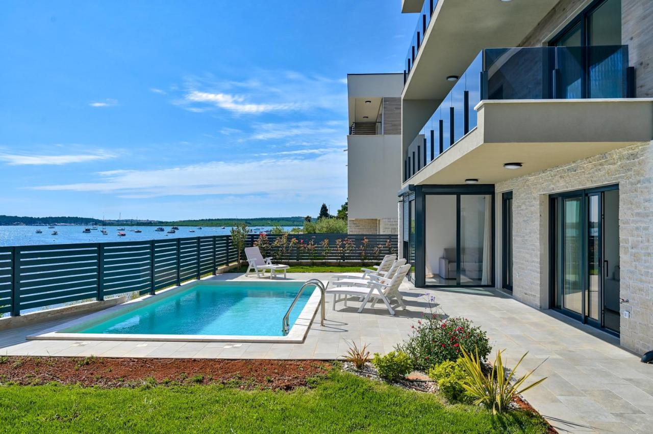 Gold Apartment Медулин Екстериор снимка